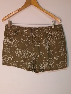 Y2K Jacob Annex Shorts Womens/Girl‎ Khaki Floral Low Rise Belt Button Pockets